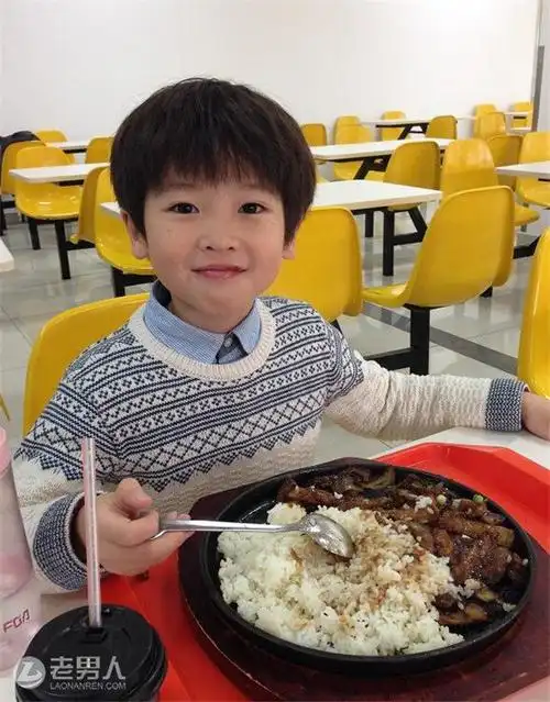 武泽锦熙,新生代内陆00后童星演员,自2011年参演首部影视作品《飘摇