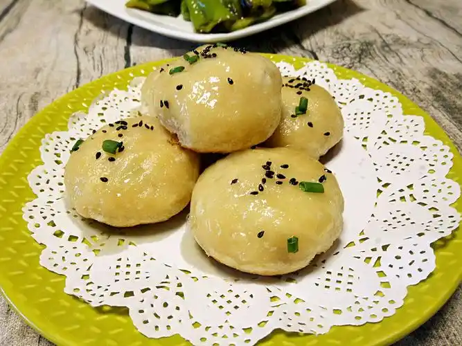 上海生煎怎么做_上海生煎的做法_豆果美食