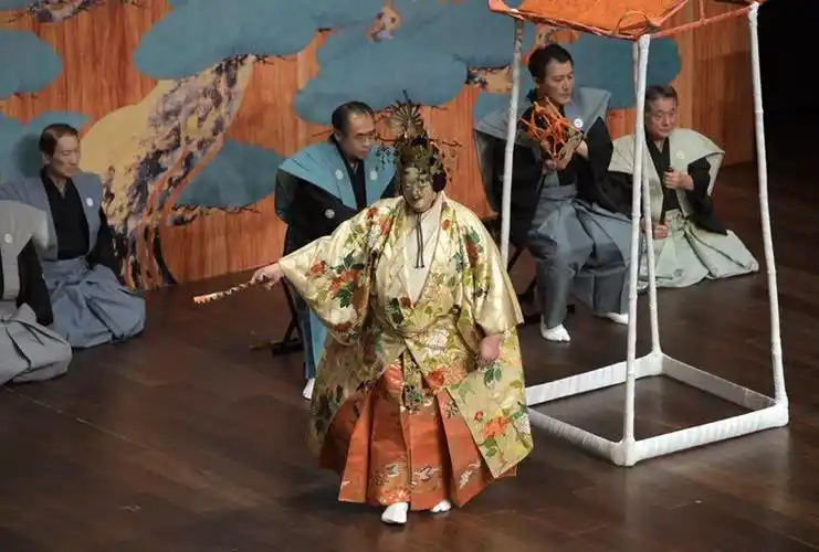 日本国宝级能乐大师坂井音重西安公演