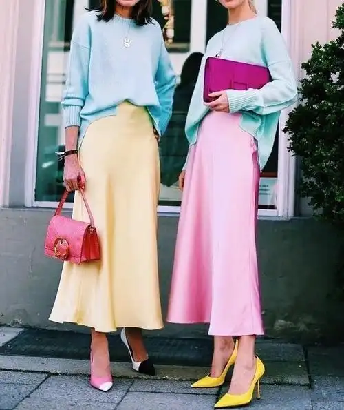 马卡龙色混搭,清新自然,活力十足,如果你的皮肤白皙就选择这种时髦