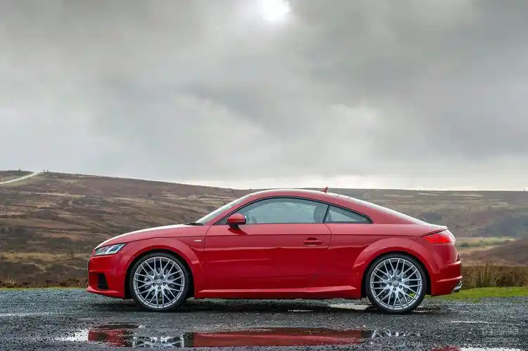 2015款奥迪tt双门版