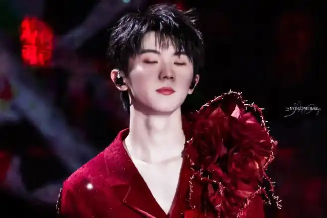 马嘉祺风花雪月饭拍