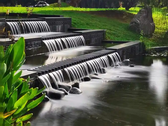 园林小瀑布景观