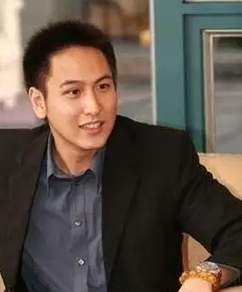 汤珈铖——最符合我心目中小言男主形象的真实版富二代