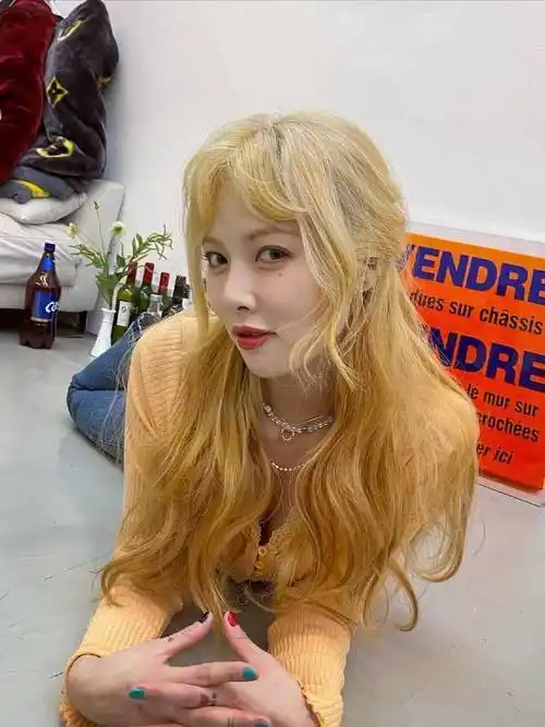 什么颜色显白适合黄皮肤头发,黄黑皮必染的神仙发色