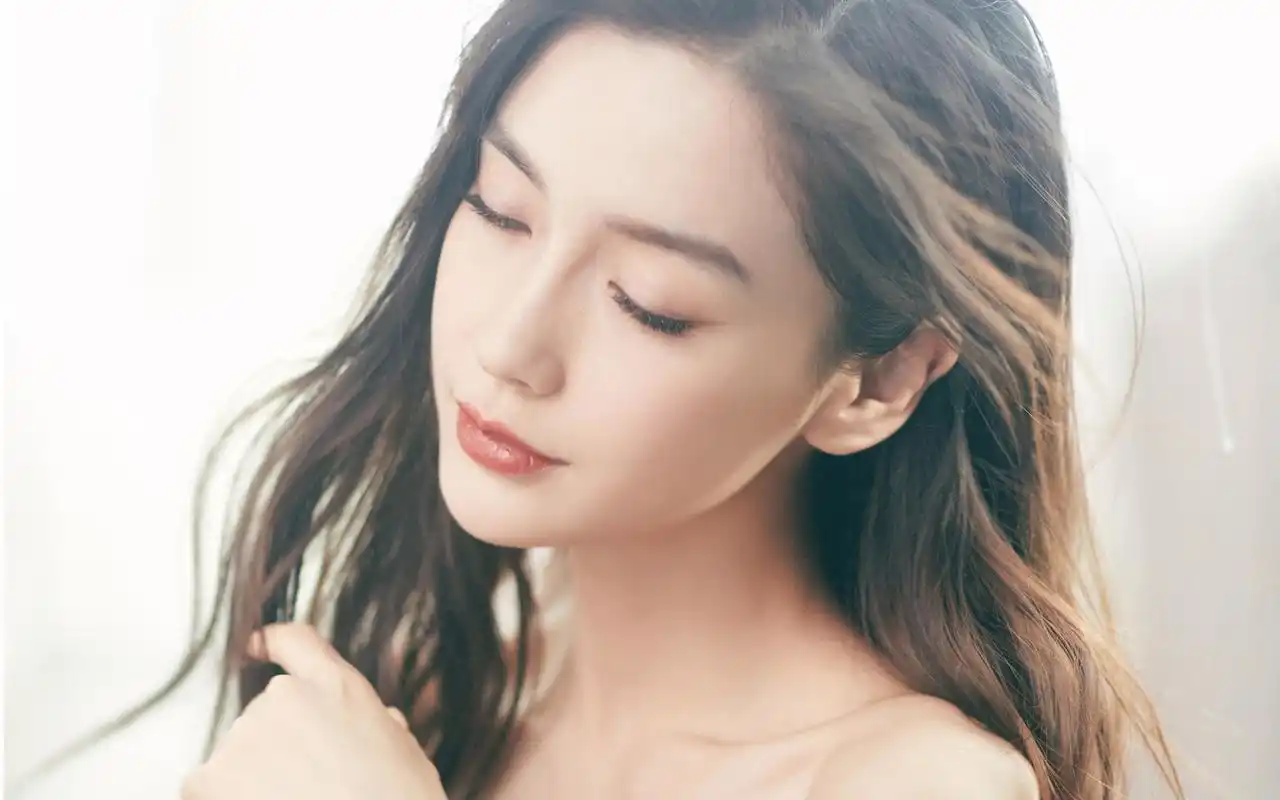 angelababy品牌代言性感图片桌面壁纸
