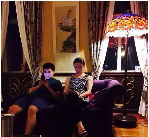 金星晒照秀恩爱 曝光了金碧辉煌大豪宅