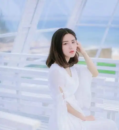 清纯靓丽美女阳光秀气白皙唯美写真