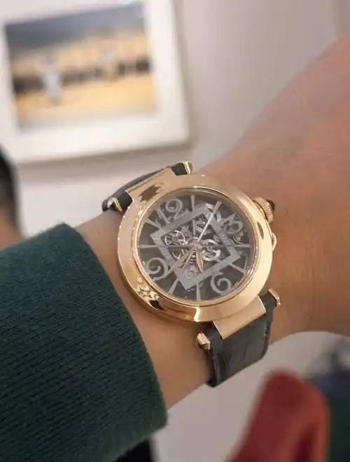 表坛新鲜事 | 这枚看起来平平无奇的百达翡丽,4000万成交!