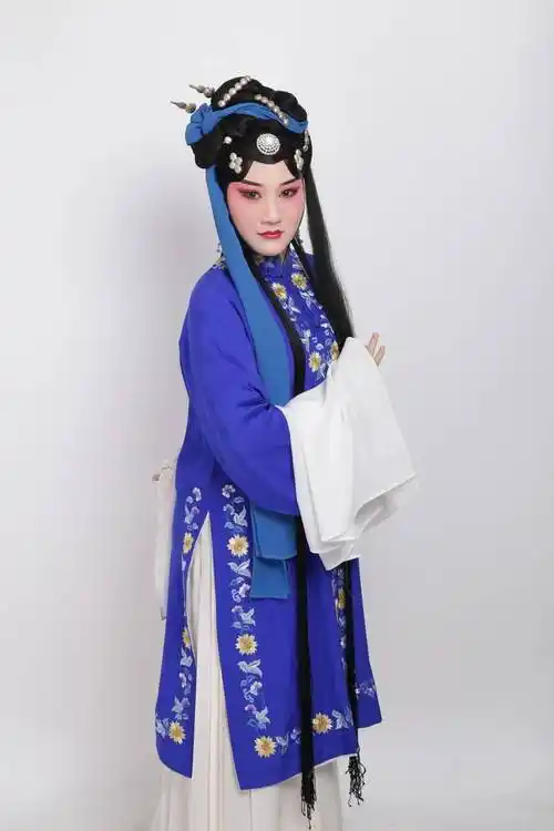 清唱嘉宾配戏:蔡 瑜 饰 智 贞王子瑜(小小王彬彬) 饰 徐元宰演员及