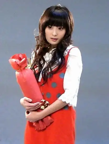 杨幂向圣诞老人道谢 小东邪特别的节日愿望(图)