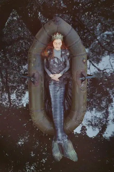 黑色美人鱼,欧洲童话故事里走出来的精灵般的女孩儿olga moskvina.