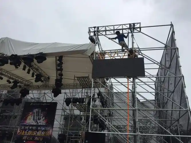 上海雷亚架舞台搭建租赁公司