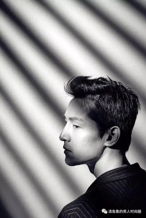 胡歌太迷人,黑白照更显诱惑,高清大图!