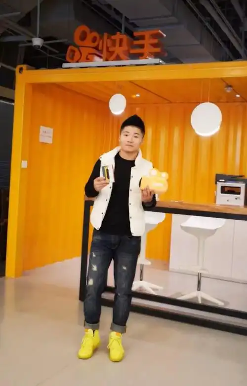 浪子蒙安欲为儿子找偶像练习生老师白小白称自家粉丝有档次嫂家金刚