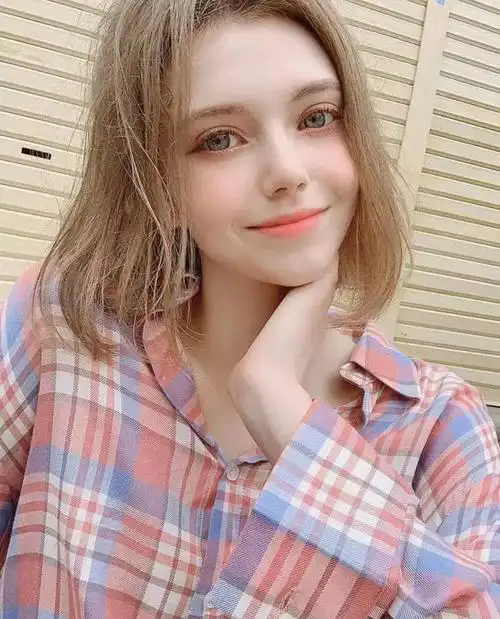 德韩混血精灵女孩p都不敢这样p实在是美得太不真实了