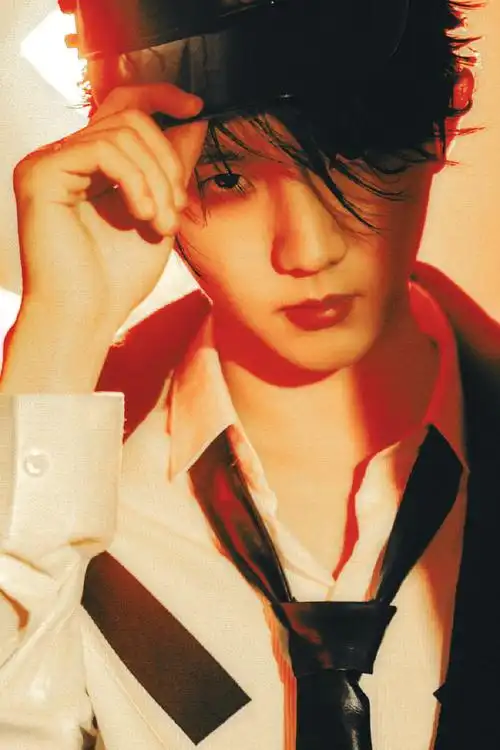 马嘉祺 制服病娇感