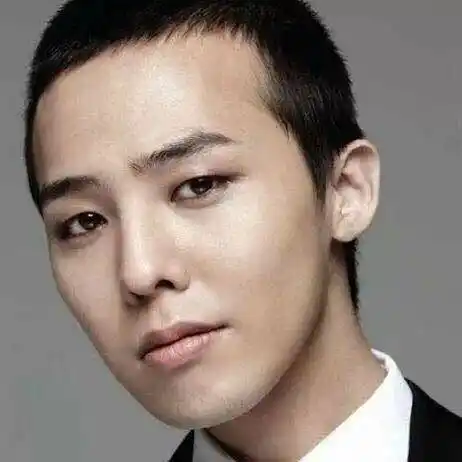 李敏镐晒寸头照 杨洋井柏然等明星寸头形象大比拼 最后两个帅掉渣