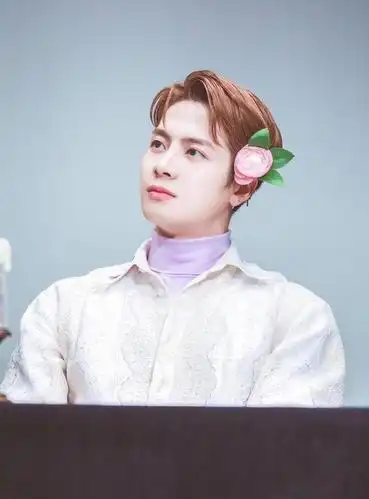 got7的小可爱王嘉尔来喽!鸟宝宝们在哪里