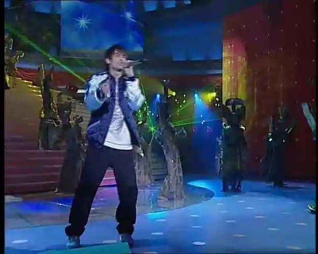 [高清]周杰伦春晚系列 2004春晚-龙拳_哔哩哔哩_bilibili