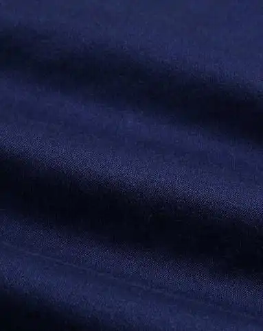 佐丹奴giordano男女深蓝色 简约素色斜纹布卷脚休闲短裤