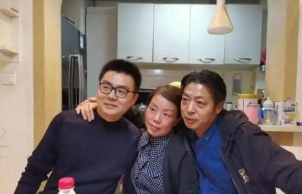 老杜喊话许敏正面对峙,许妈姚爸视而不见|姚策|郭爸|郭威|二八|杜甫