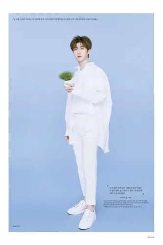 世界太糟糕了,只有你怀里才是人待的地方. cr微博范丞丞