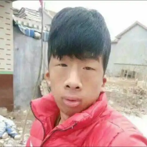 我长得太帅了好多女孩追我 我好苦恼怎么办