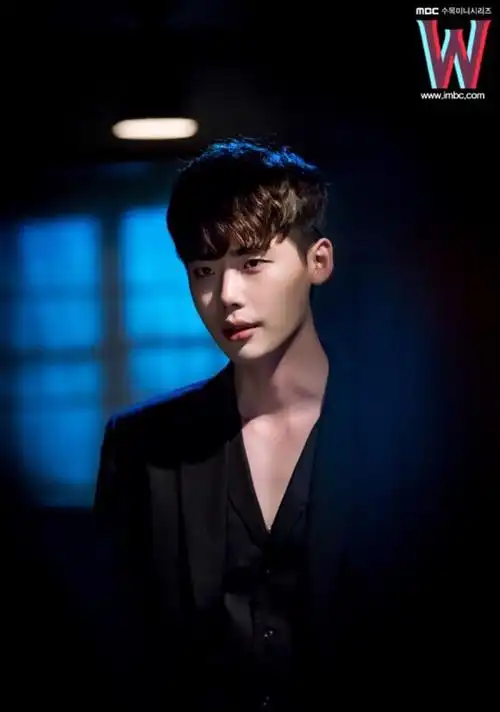 李钟硕 w两个世界 - 堆糖,美图壁纸兴趣社区