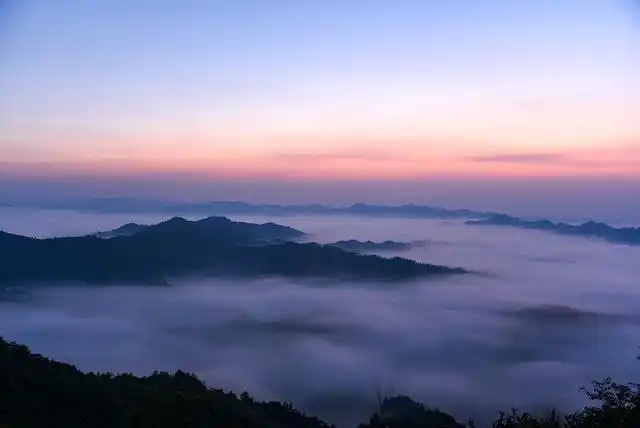 本文转自【视觉中国】;江西吉安:金秋云海蔚为壮观