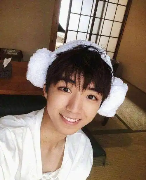 看你扑街,看你落魄的黑粉,王俊凯既然是集万千宠爱于一身的顶级流量