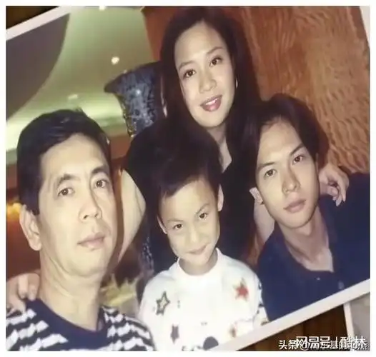 陈伟霆家宴曝光!哥哥帅气不输明星弟弟,高颜值妈妈抢镜!