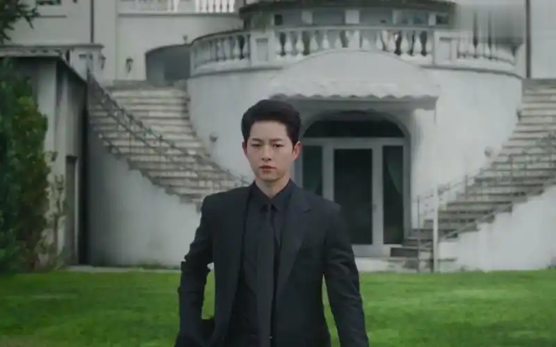 宋仲基【文森佐】这个男主属实帅!