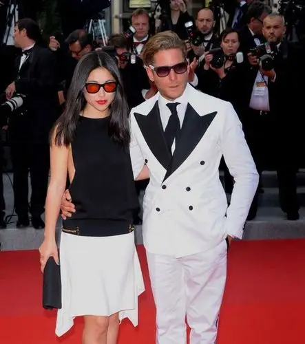 埃尔坎与朱珠在一起