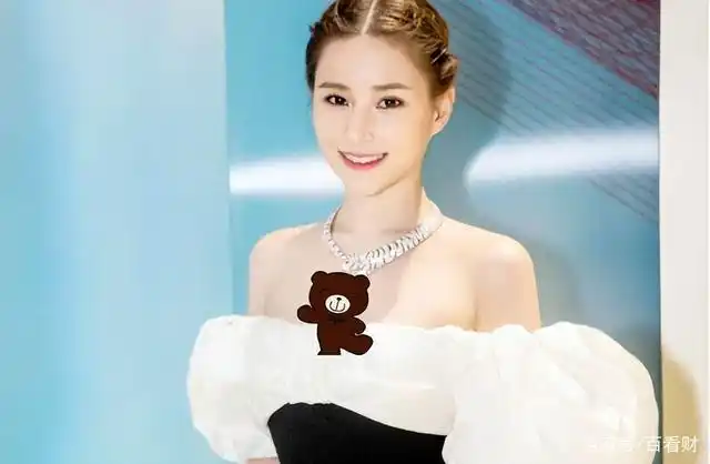 何超莲:一只猫顶一套房,坐拥500亿觉得穷,只想当个普通人