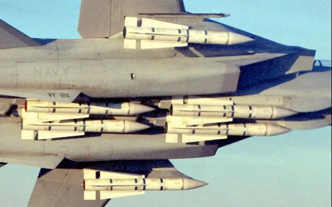 aim54 (不死鸟导弹)武器测试