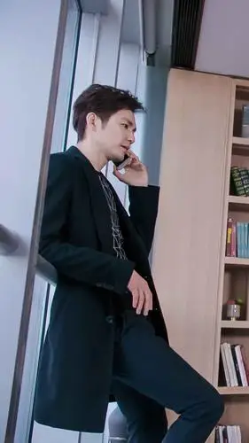 现实生活中最符合霸道总裁形象的男明星是谁?