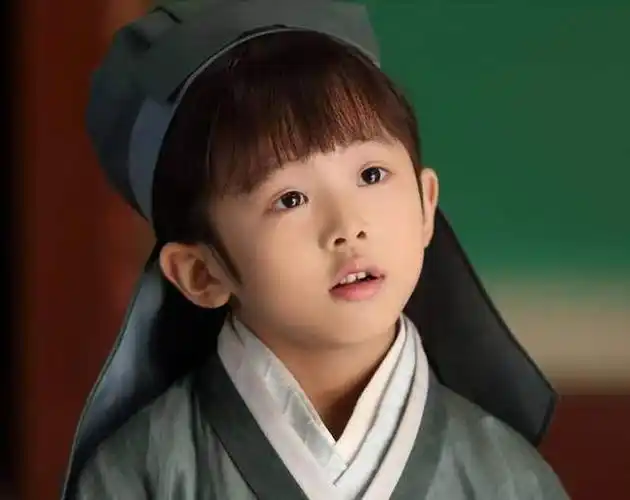 古装剧中的小童星图四被赞倾国倾城最后这位萌出天际