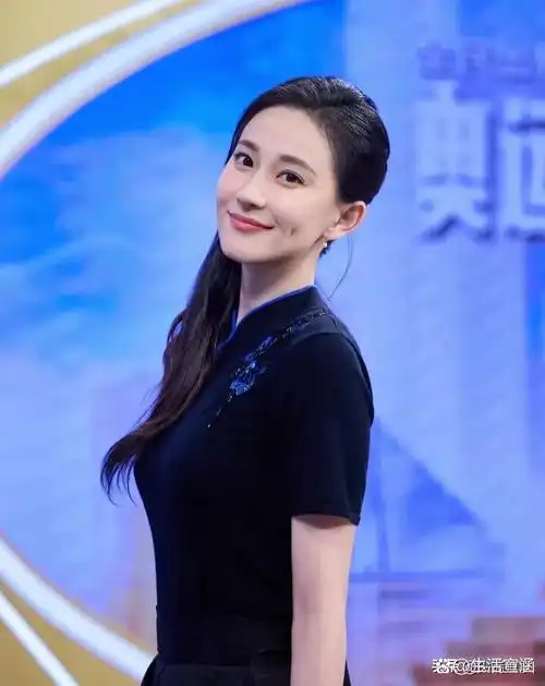 艺术体操冠军美女张豆豆 第一次发觉中国艺术体操的女孩子这么漂亮!