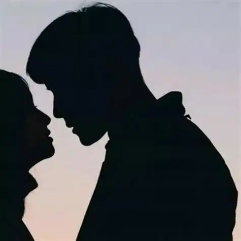 抖音热门情侣头像太刺激一般人不敢用