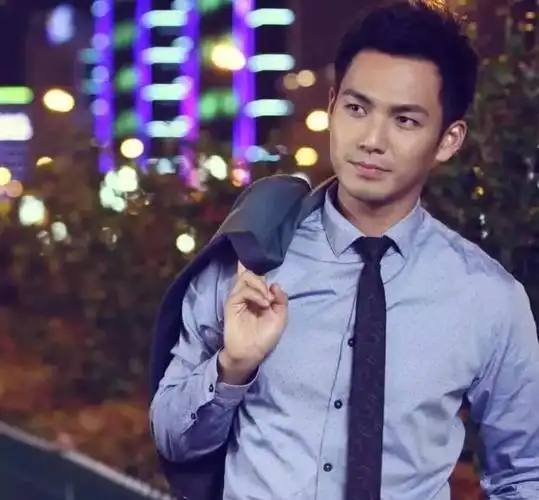 45岁"小哇"钟汉良颜值巅峰,秒杀当今流量小生!