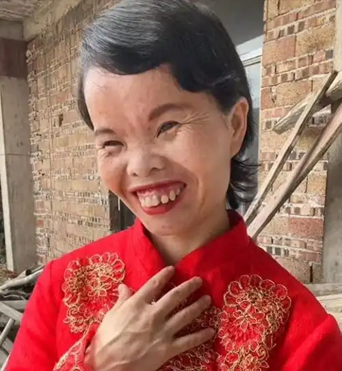 因造型夸张"一丑成名",家人:以前都嫌弃她|燕子|丑女|美女|大海|江西