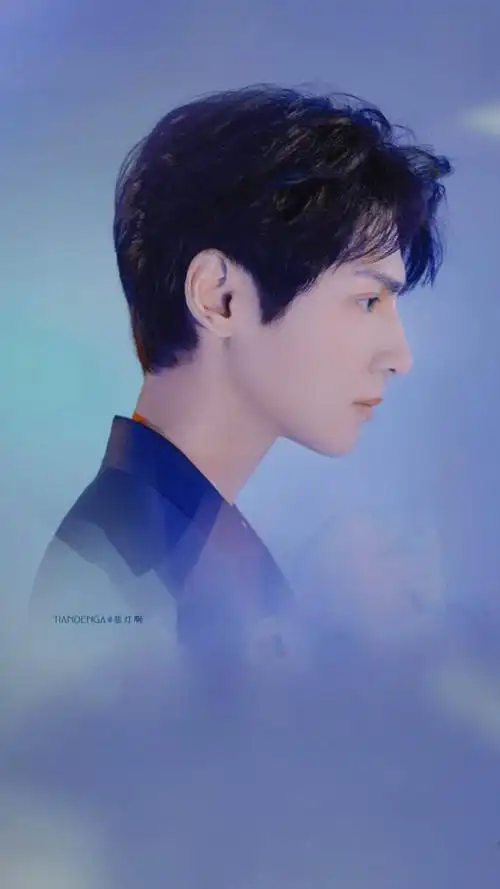 罗云熙侧脸比正脸好看哎