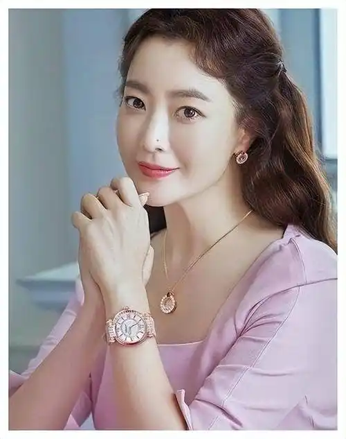 生活_朴妍雅_豪门