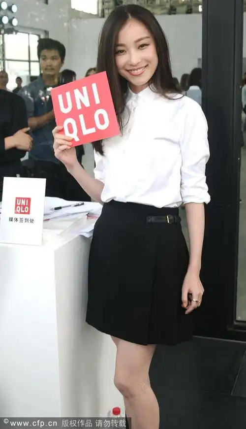 倪妮出任优衣库全球代言人 亮相上海2014秋冬发布会