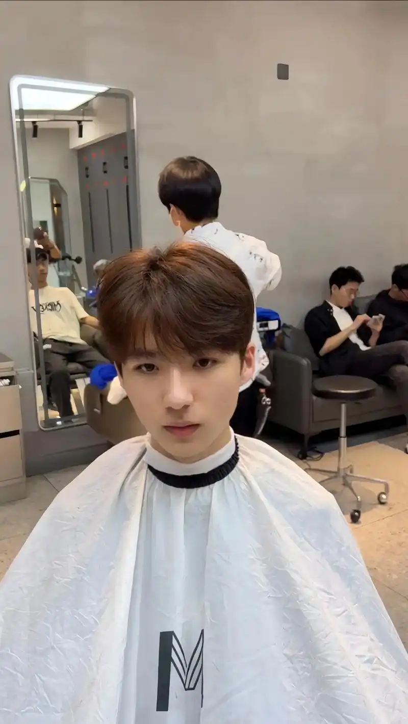这个头发王宝强剪了都帅!#微分碎盖 #武汉男士发型 #少年感 - 抖音