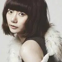 王菲头像高清图片大全_名人王菲真人头像大图下载_微信头像图片大全