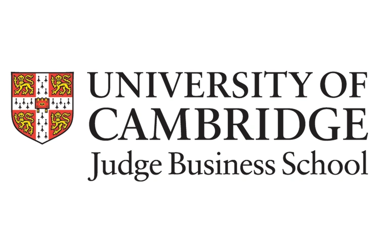 简称cjbs),中文常译为"剑桥大学贾吉商学院"或"剑桥大学嘉治商学院"