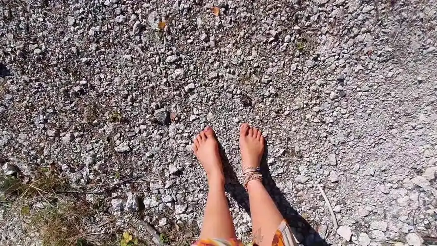 给大家推荐一位海外赤脚博主–mrssunshine