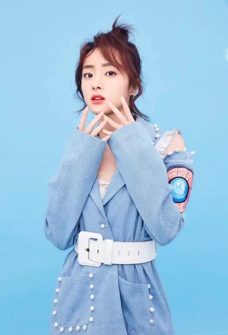 胡冰卿,时尚魅力写真,风情万种.